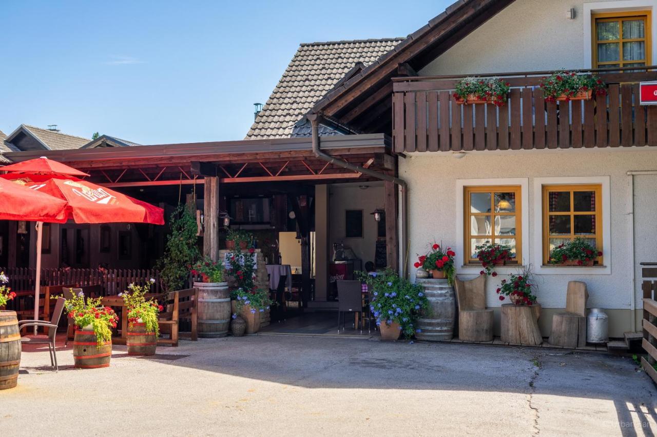 Gostilna Logar Hotel Hotemaze ภายนอก รูปภาพ