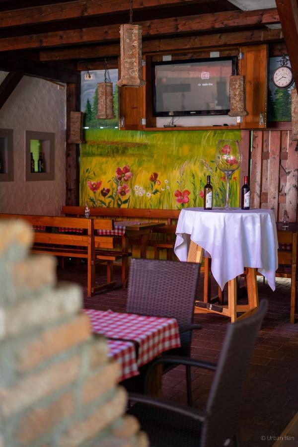 Gostilna Logar Hotel Hotemaze ภายนอก รูปภาพ