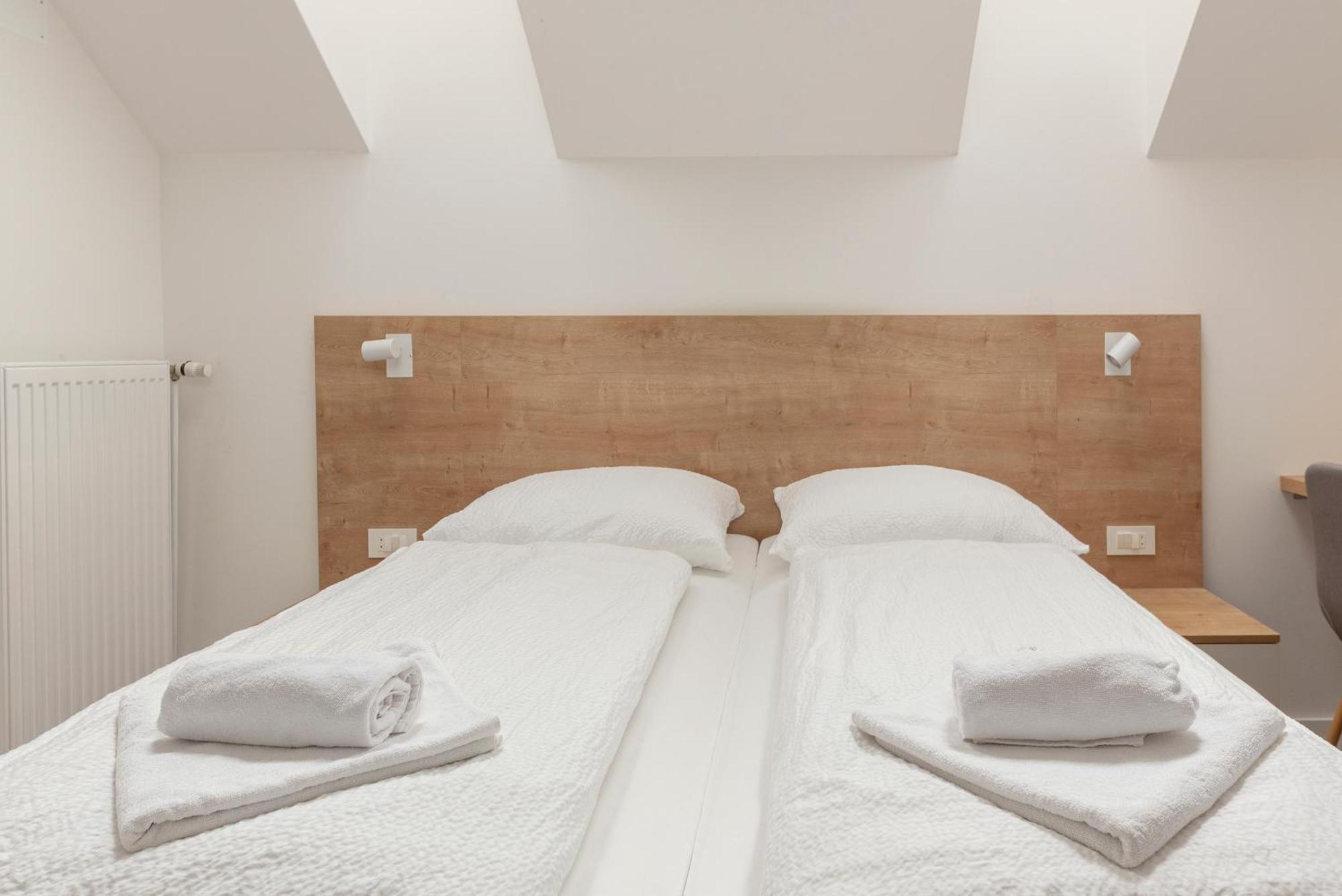 Gostilna Logar Hotel Hotemaze ภายนอก รูปภาพ